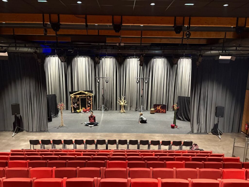 danse - spectacle - compagnie - backstage - contes - tous contes faits