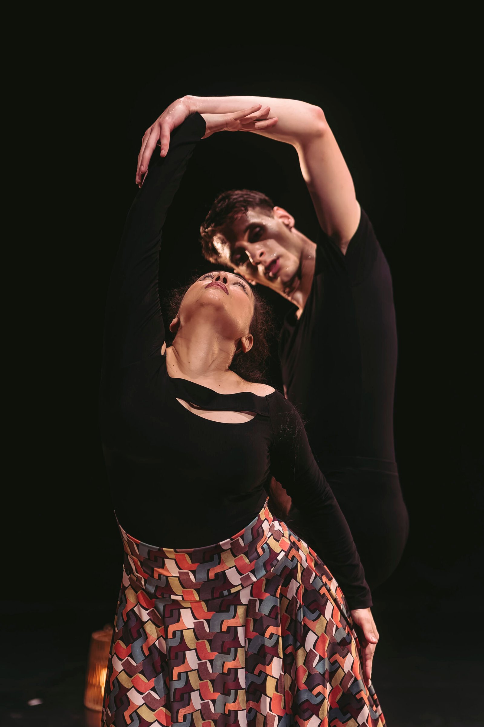 influences, danses et étoffes - création - jeune public - tissus - matières - danses -